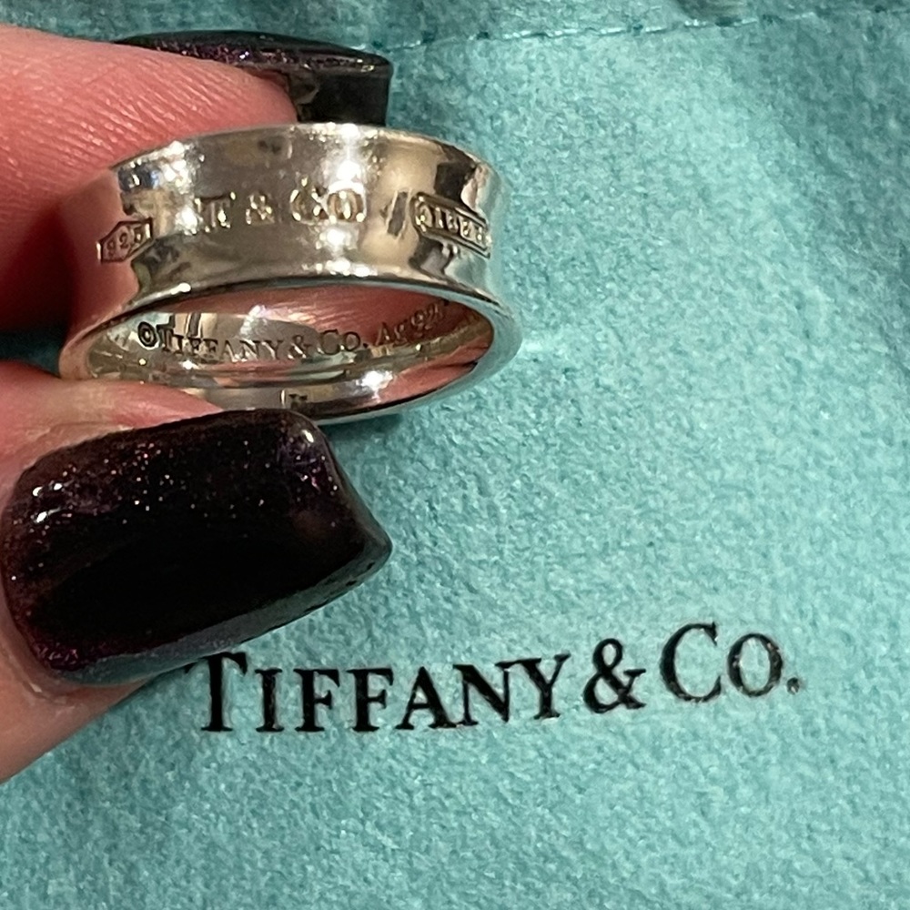 Authentic Tiffany and Co 1837 ring size 5.5